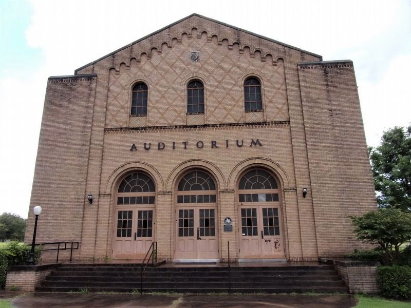 Bonham High School Auditorium and Gymnasium image. Click for full size.