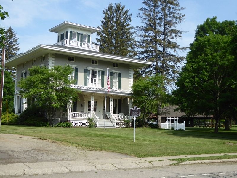 Larrowe House Marker. Click for full size. Larrowe House Marker image. Click for full size.