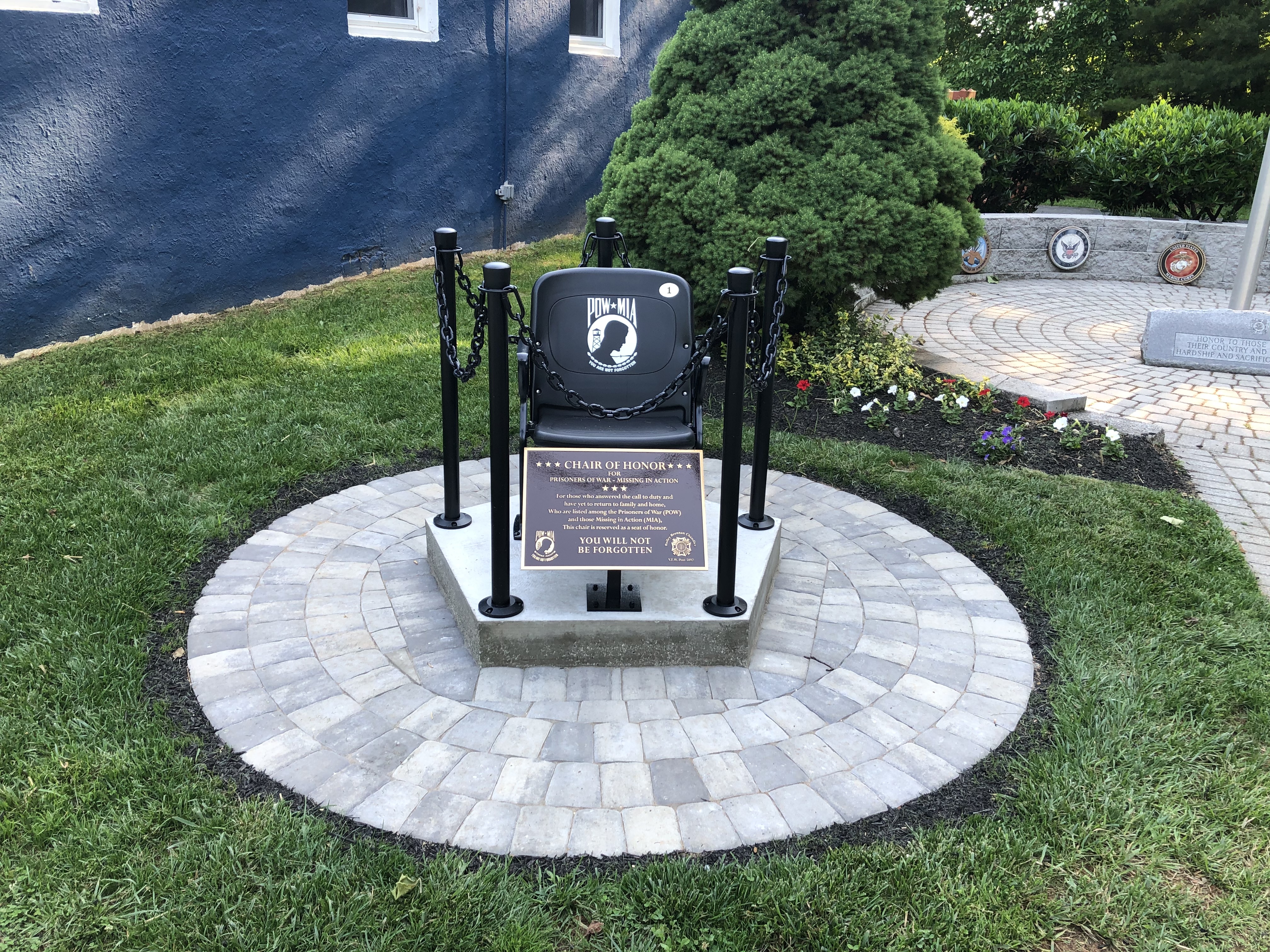 Chair of Honor Marker