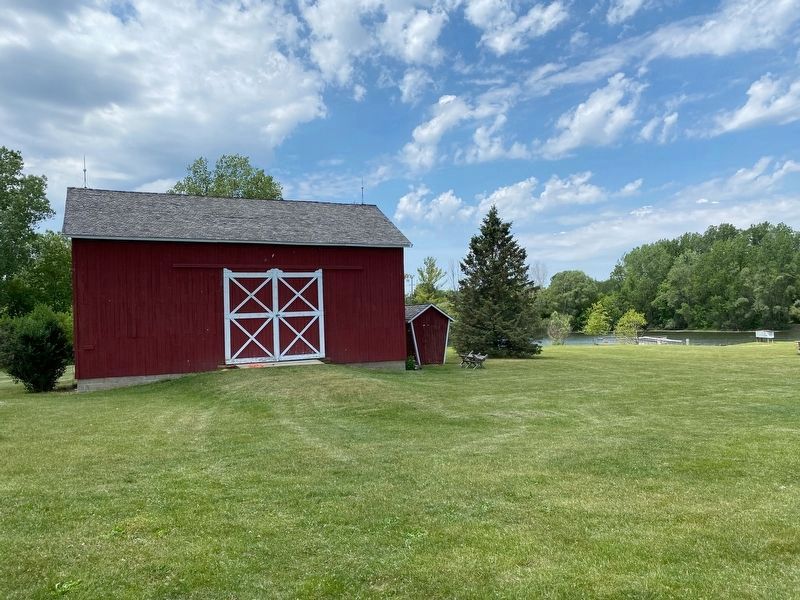 Unruh Barn image. Click for full size.