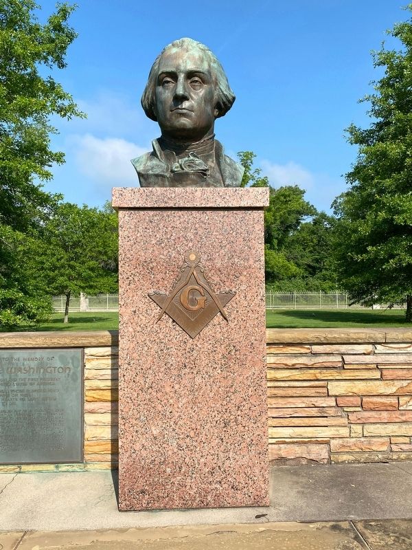 George Washington Masons Memorial. Click for full size. George Washington Masons Memorial image. Click for full size.