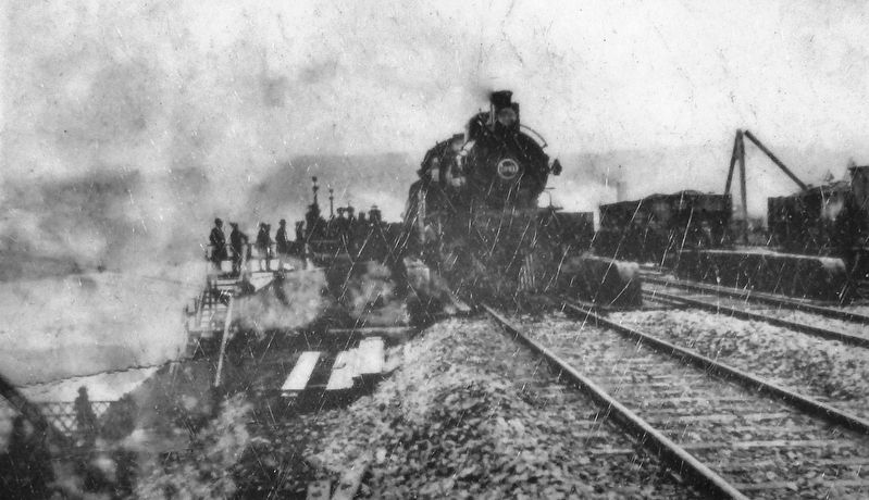 Marker detail: First Newport Train, 1905 image. Click for full size.