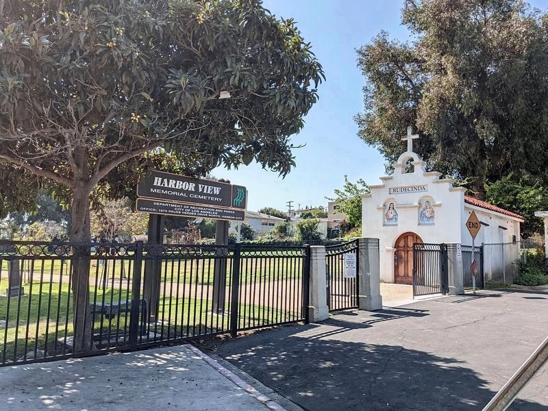 Harbor View Cemetery image. Click for full size.