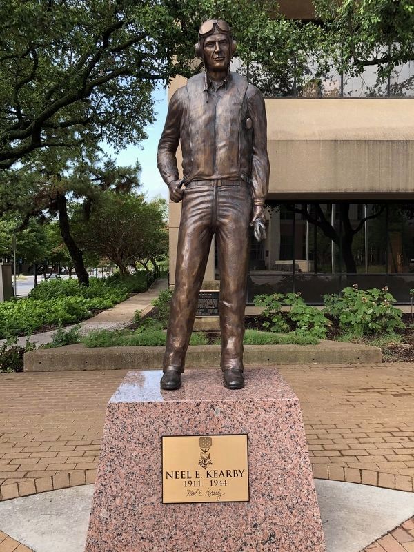 Colonel Neel E. Kearby sculpture nearby image. Click for full size.