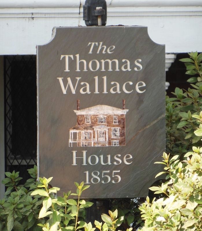 Sign At The Wallace House image. Click for full size.