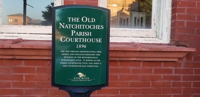 The Old Natchitoches Parish Courthouse Marker image. Click for full size.