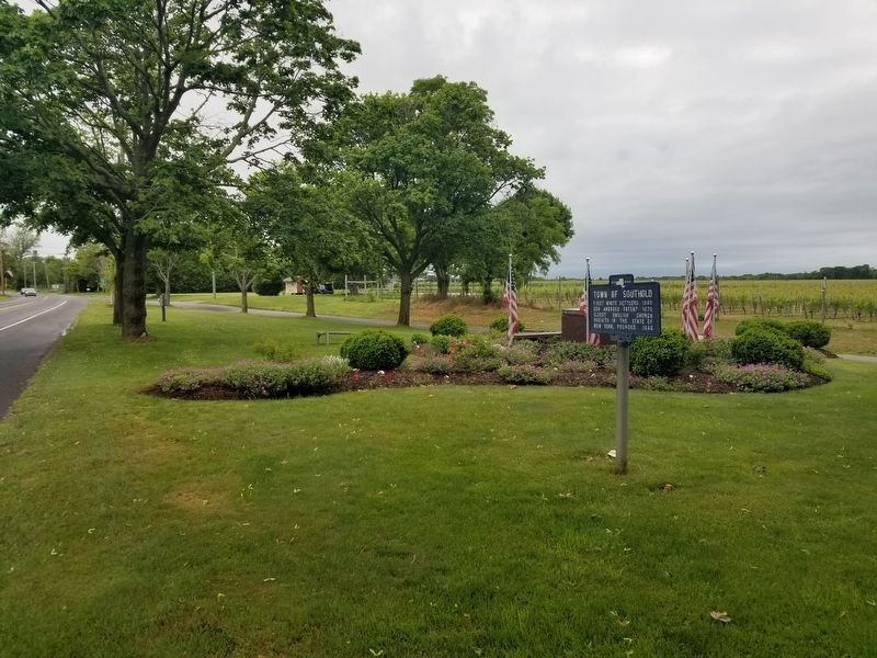 Town of Southold Marker in Triangle Park, looking westward image. Click for full size.