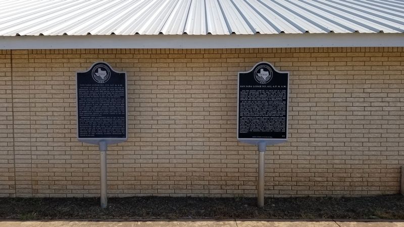 The San Saba Lodge No. 612, A.F. & A.M. Marker is the marker on the right of the two markers image. Click for full size.