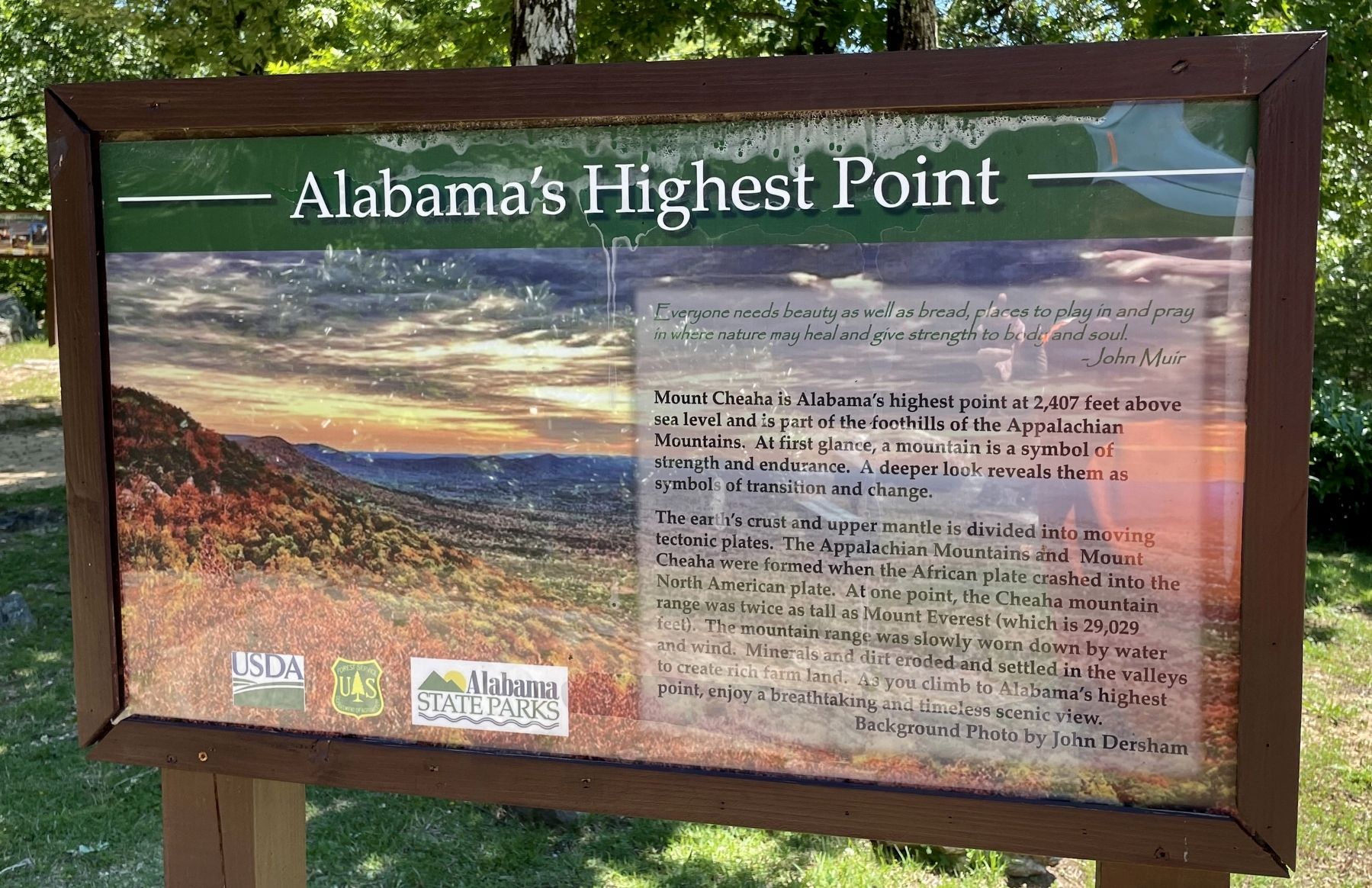 Alabama's Highest Point Marker image. Click for full size.