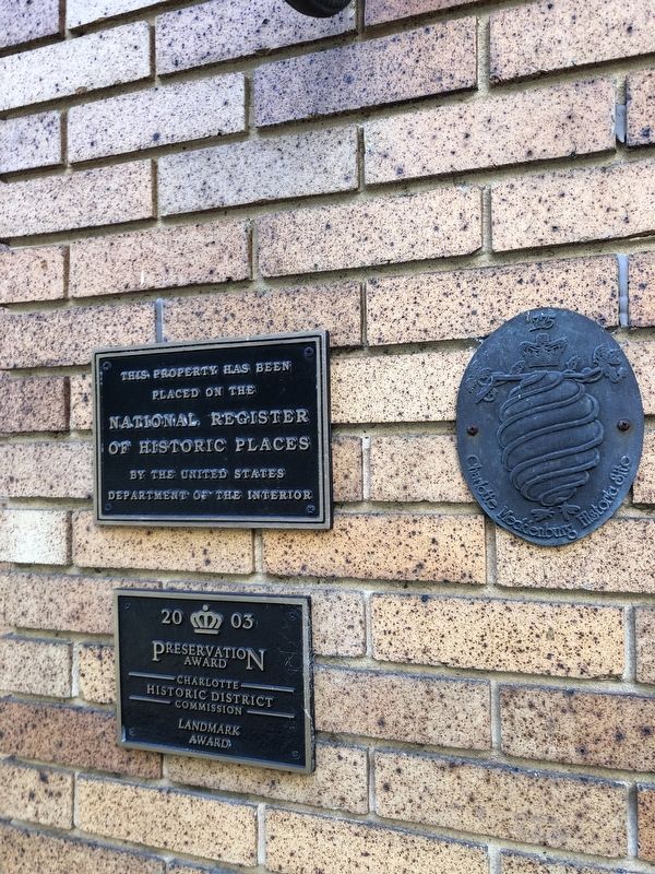 Additional plaques on the building image. Click for full size.