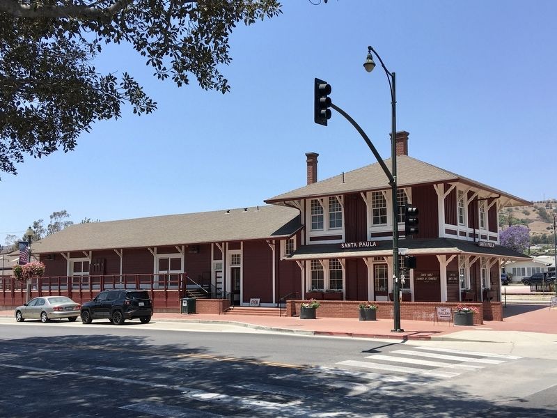 The Santa Paula Depot. Click for full size. The Santa Paula Depot image. Click for full size.