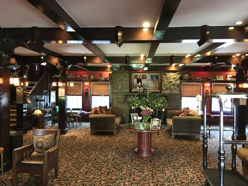 Glen Tavern Inn Lobby image. Click for full size.