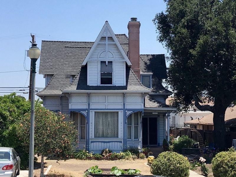 Logan House image. Click for full size.