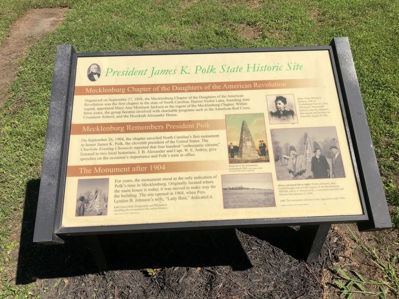 Mecklenburg Chapter of the Daughters of the American Revolution Marker image. Click for full size.