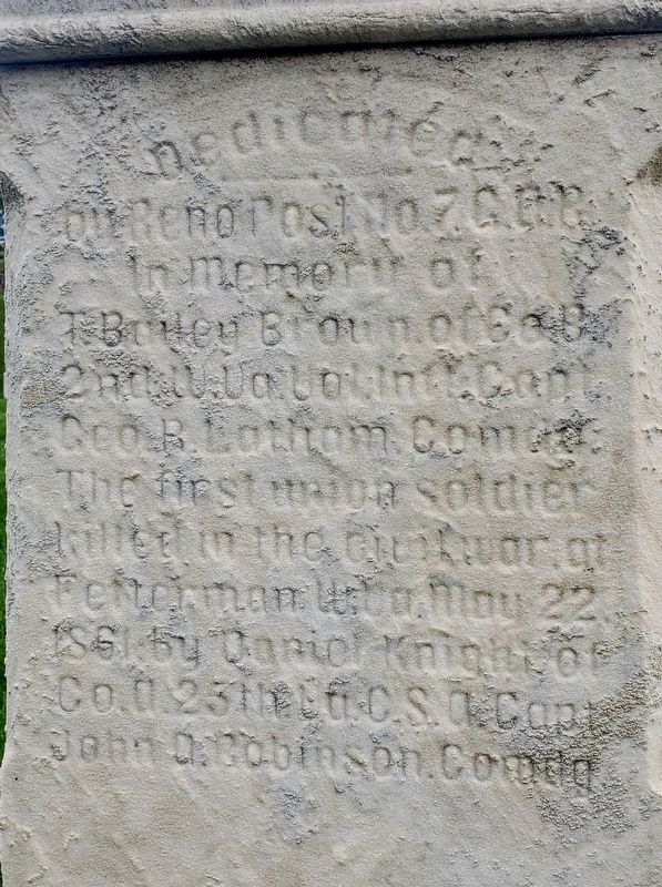 Grave of Thornsbury Bailey Brown - North Face image. Click for full size.