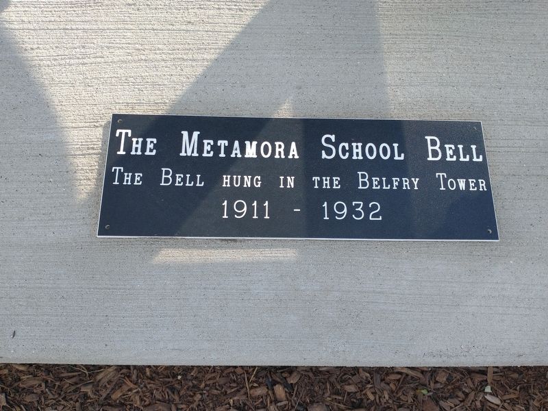 The Metamora School Bell Marker image. Click for full size.