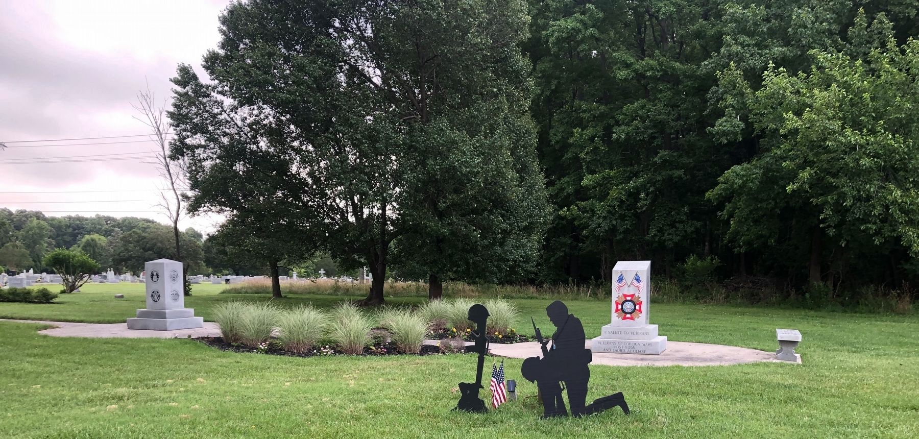 Veterans Memorials image. Click for full size.