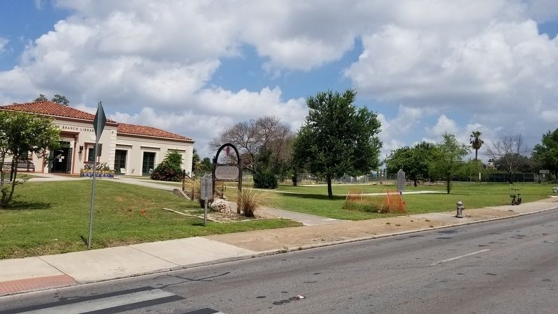 The view of the Old San Pedro Springs Marker from the street image. Click for full size.
