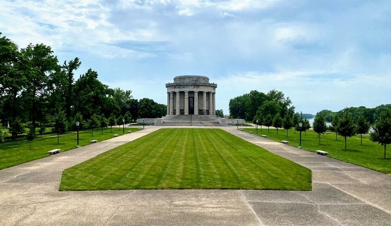 George Rogers Clark Memorial as seen from the Lincoln Memorial Bridge image. Click for full size.