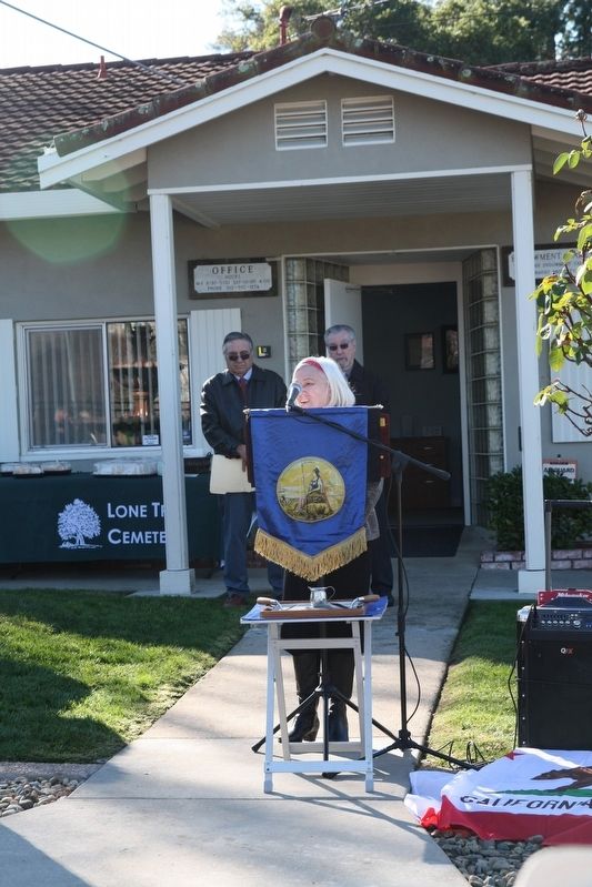 Lone Tree Cemetery Marker Dedication image. Click for full size.