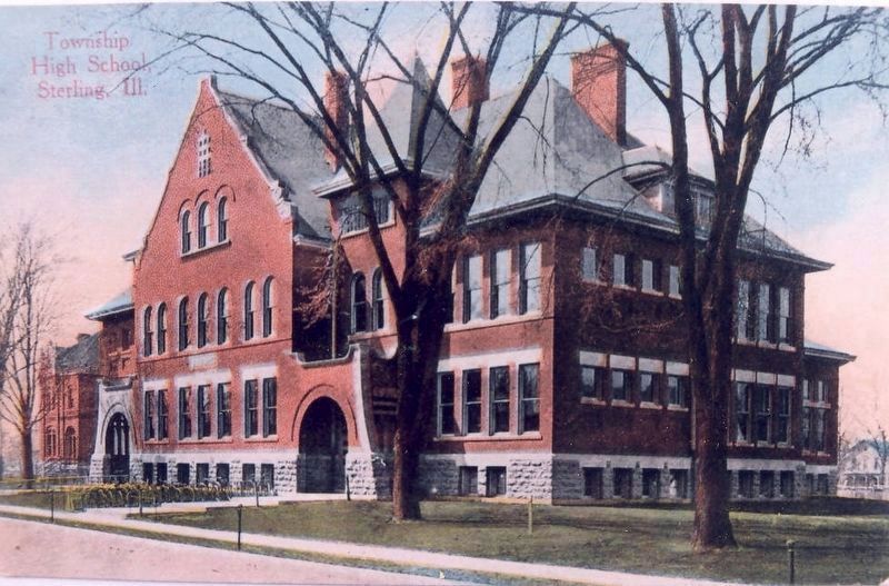 Township High School, Sterling, Ill. image. Click for full size.