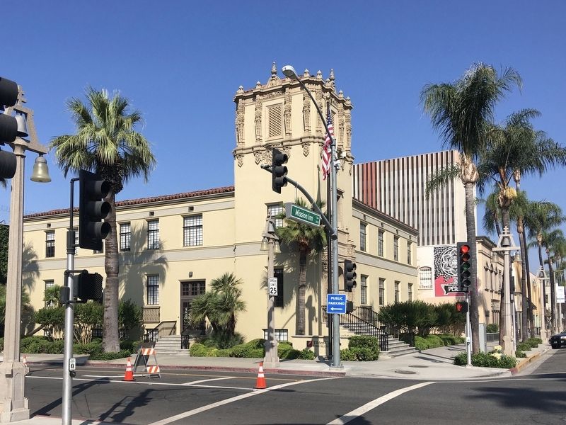 Old City Hall image. Click for full size.