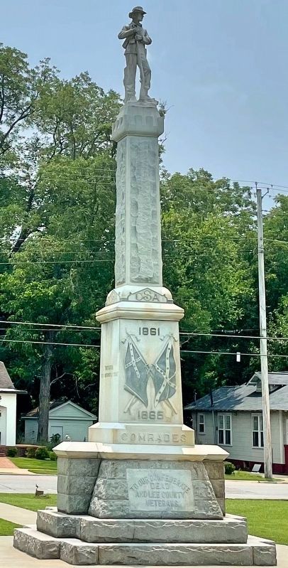 Lee County Confederate Memorial image. Click for full size.