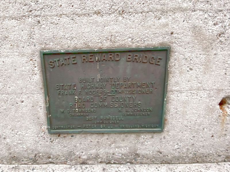 Label plate on the Pine Island Drive Bridge. image. Click for full size.