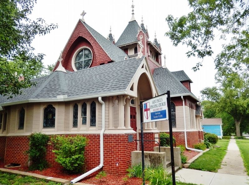 St. Paul's Episcopal Church (<i>southwest elevation</i>). Click for full size. St. Paul's Episcopal Church (<i>southwest elevation</i>) image. Click for full size.