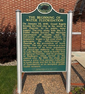 The Beginning of Water Fluoridation Marker image. Click for full size.