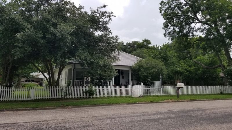 The view of the Home of Texas Attorney General George McCormick and Marker from the street image. Click for full size.