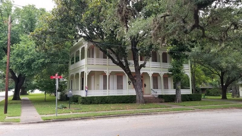 The view of the Harrison-Hastedt House and Marker from the street image. Click for full size.