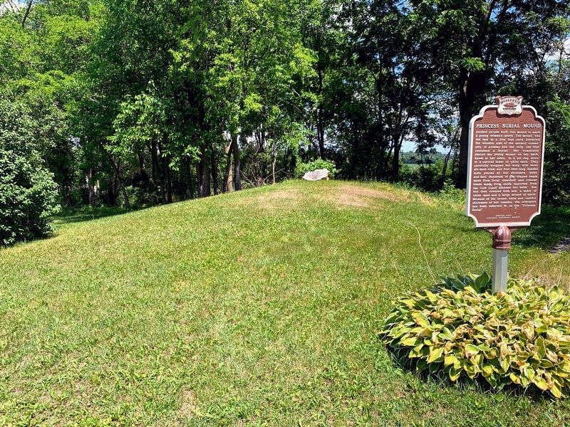 Princess Burial Mound image. Click for full size.
