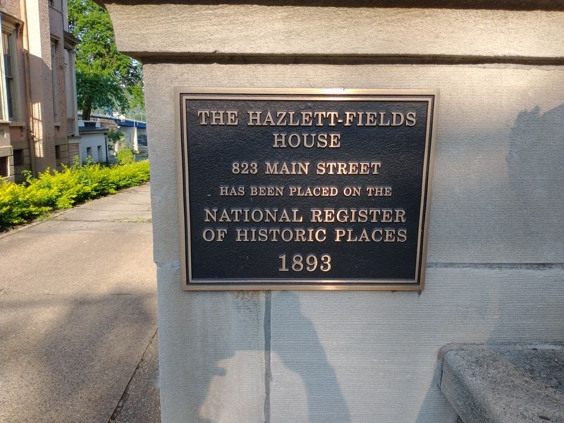 The Hazlett-Fields House Marker image. Click for full size.