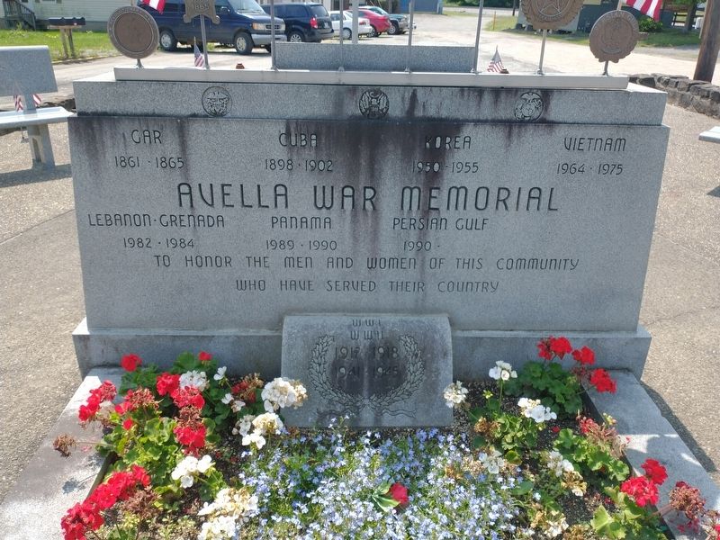 Avella War Memorial image. Click for full size.
