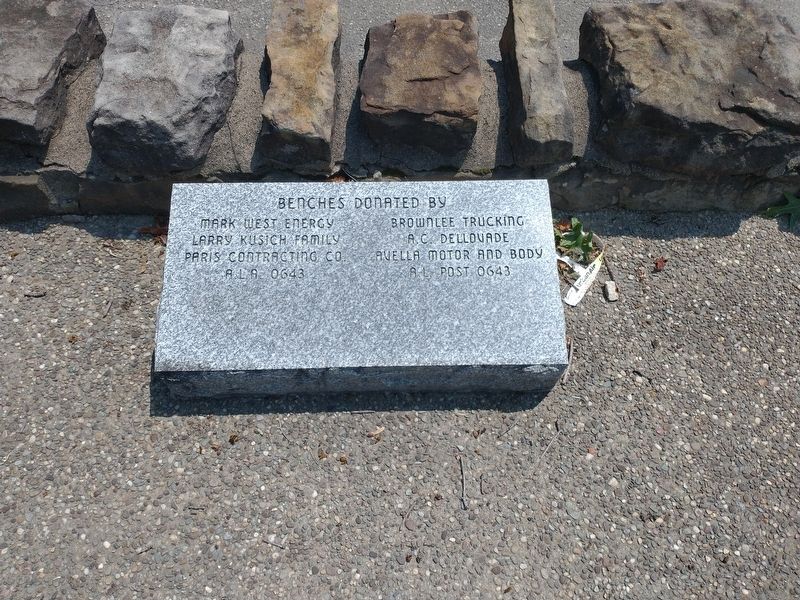 Avella War Memorial image. Click for full size.