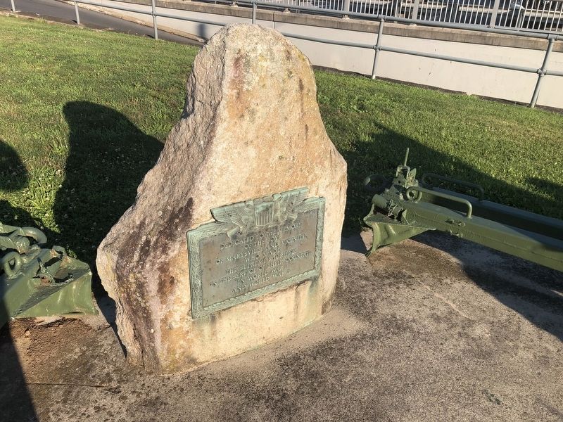 World Wars I and II Memorial image. Click for full size.