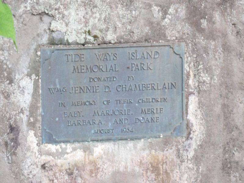 ide Ways Island Memorial Park. Click for full size. ide Ways Island Memorial Park image. Click for full size.