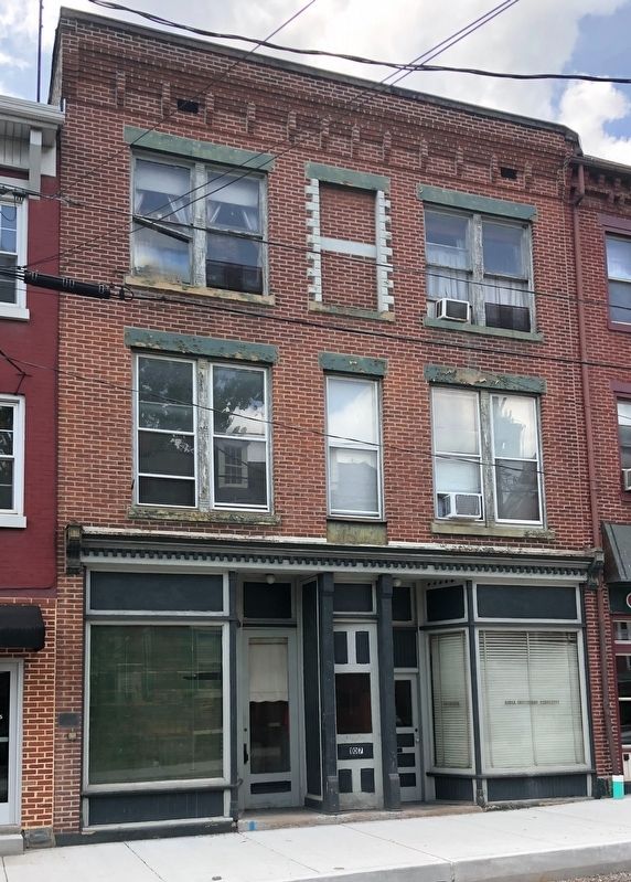 107 South 4th Street. Click for full size. 107 South 4th Street image. Click for full size.