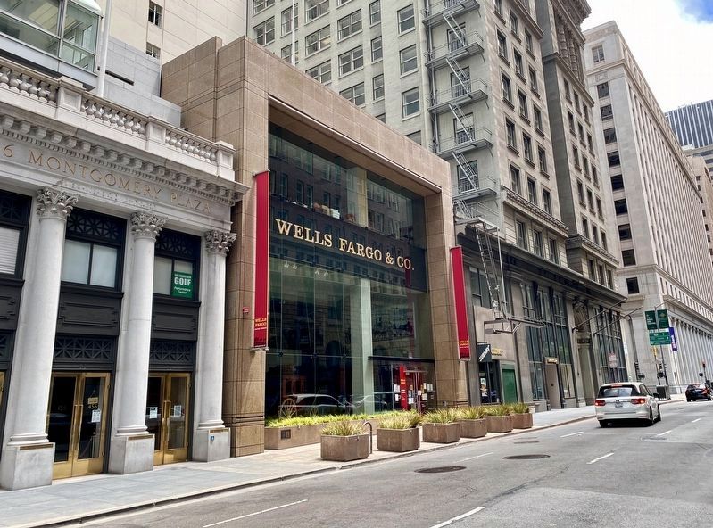 Wells, Fargo & Co. Museum and Marker, looking south towards California Street image. Click for full size.