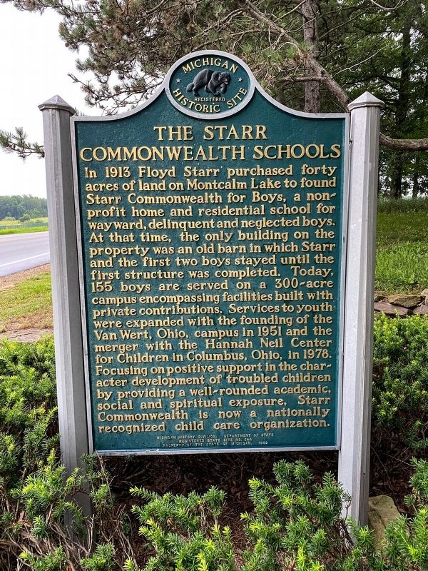 The Starr Commonwealth Schools / Floyd Starr Marker image. Click for full size.