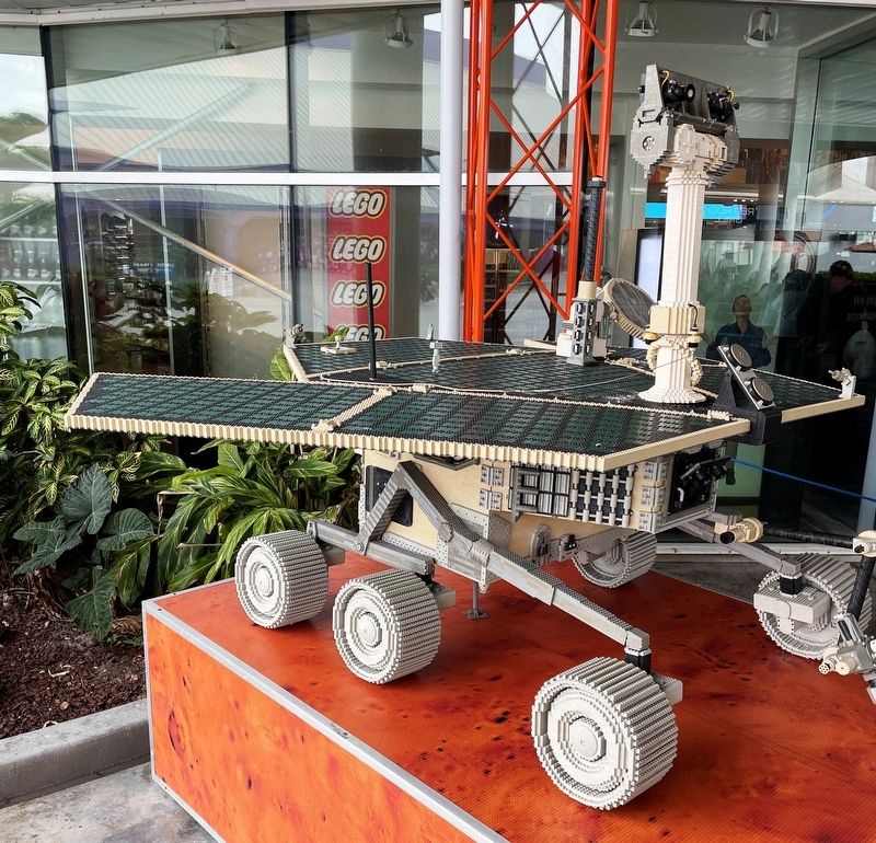 Mars Exploration Rover full scale model image. Click for full size.