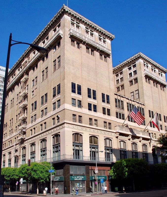 Los Angeles Athletic Club image. Click for full size.