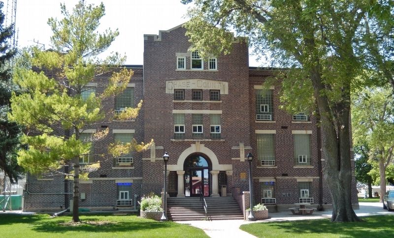 Chase County Courthouse image. Click for full size.