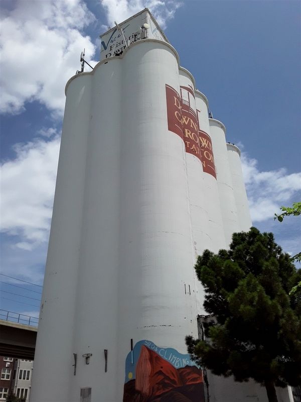 Blanton Grain Tower image. Click for full size.
