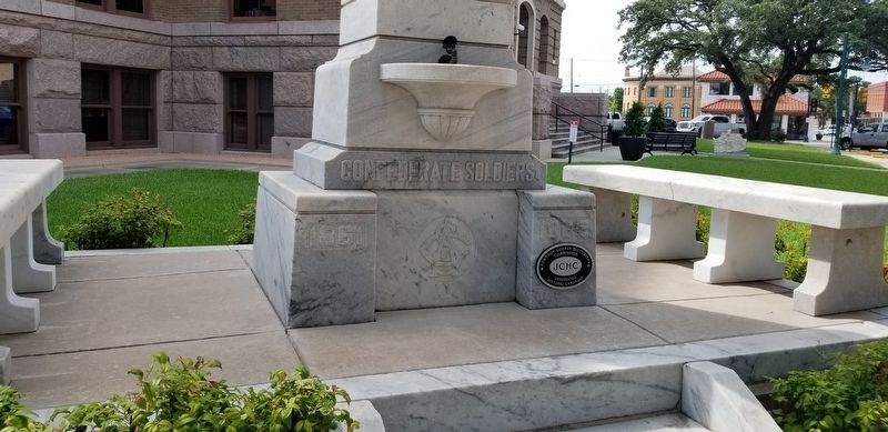 Johnson County Confederate Memorial image. Click for full size.