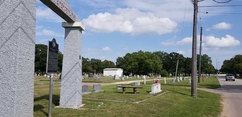 The view of the Pat Cleburne Camp No. 88, U.C.V. Marker from the street. Click for full size. The view of the Pat Cleburne Camp No. 88, U.C.V. Marker from the street image. Click for full size.
