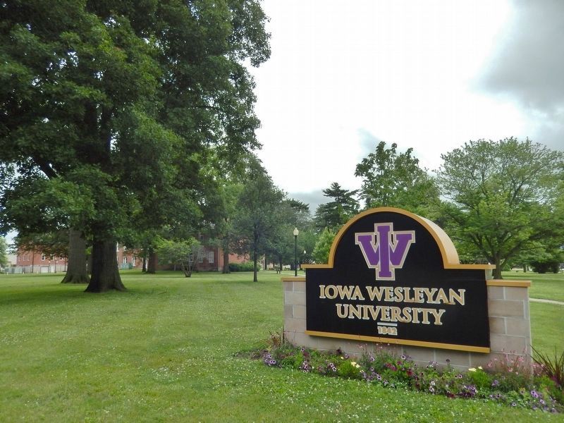Iowa Wesleyan University Sign image. Click for full size.