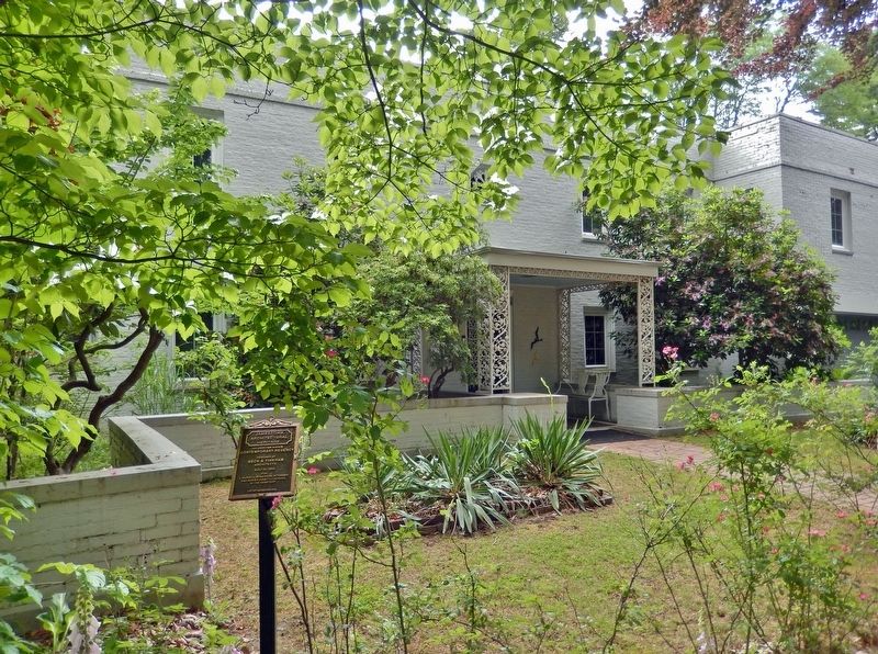 924 Lakeview Avenue Marker image. Click for full size.
