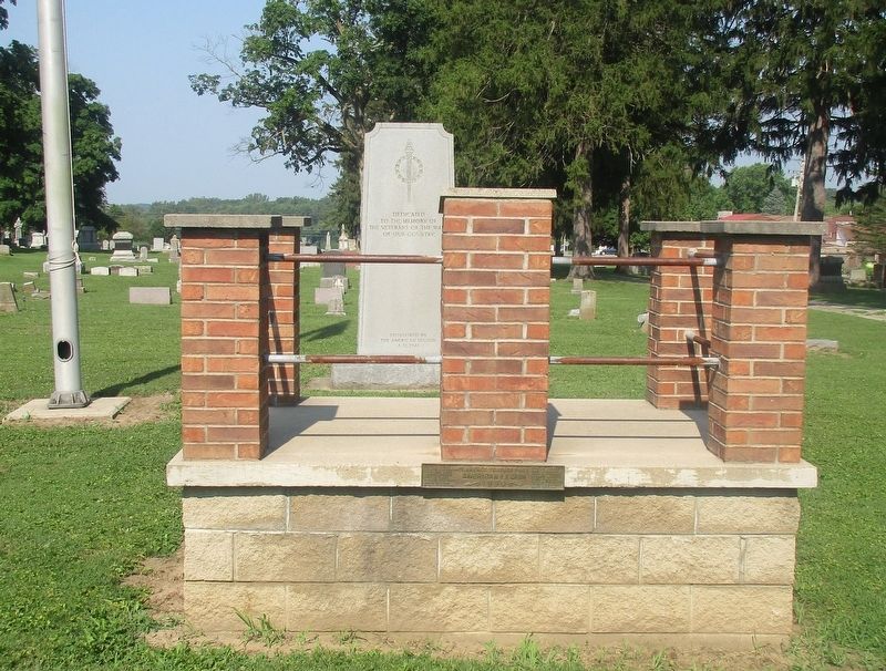 New Paris Veterans Memorial image. Click for full size.